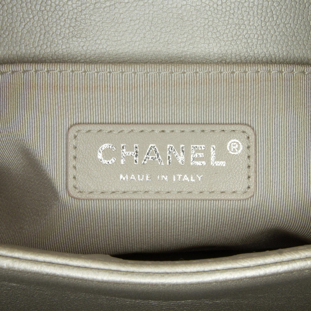 Chanel Medium Caviar Boy Flap Bag (SHG-ajMQXj)