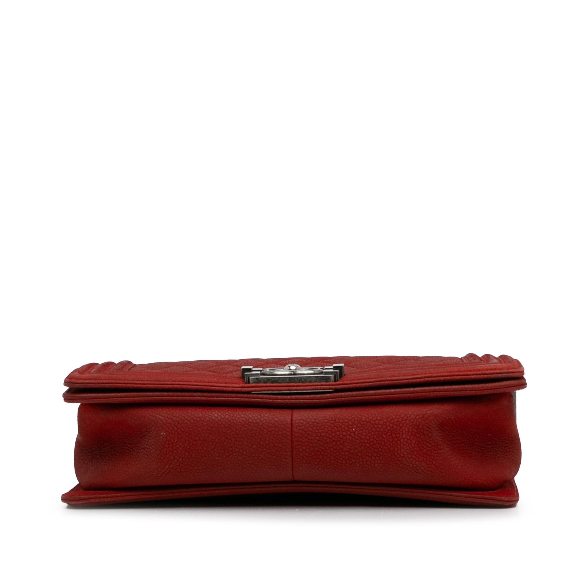 Chanel Medium Caviar Boy Flap Bag (SHG-PUBDTr)
