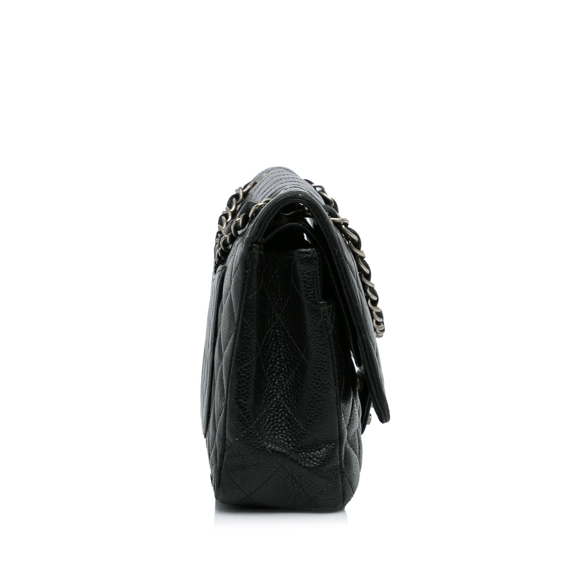 Chanel Medium Classic Caviar Double Flap (SHG-aR0s8D)