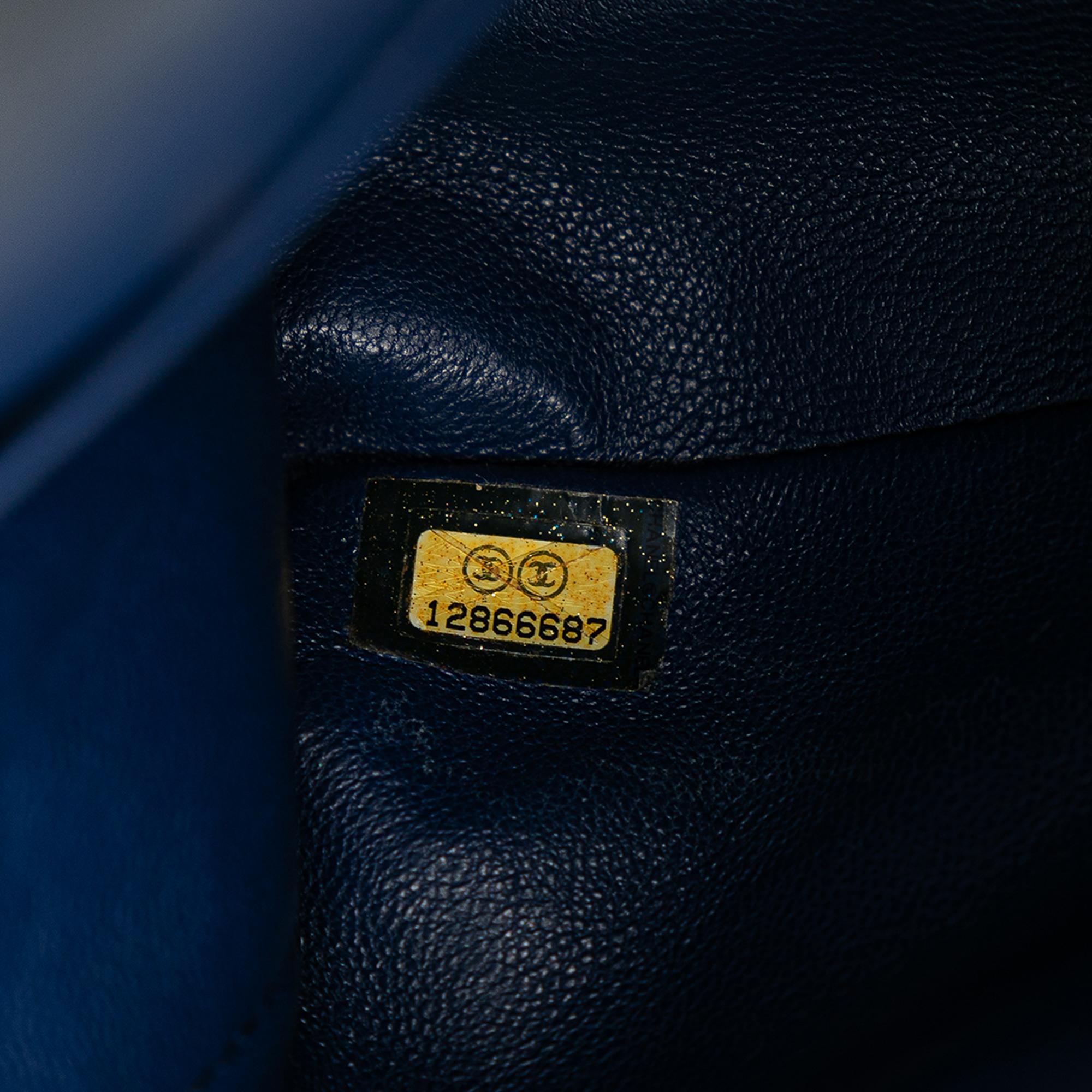Chanel Medium Classic Caviar Double Flap (SHG-nwlisX)