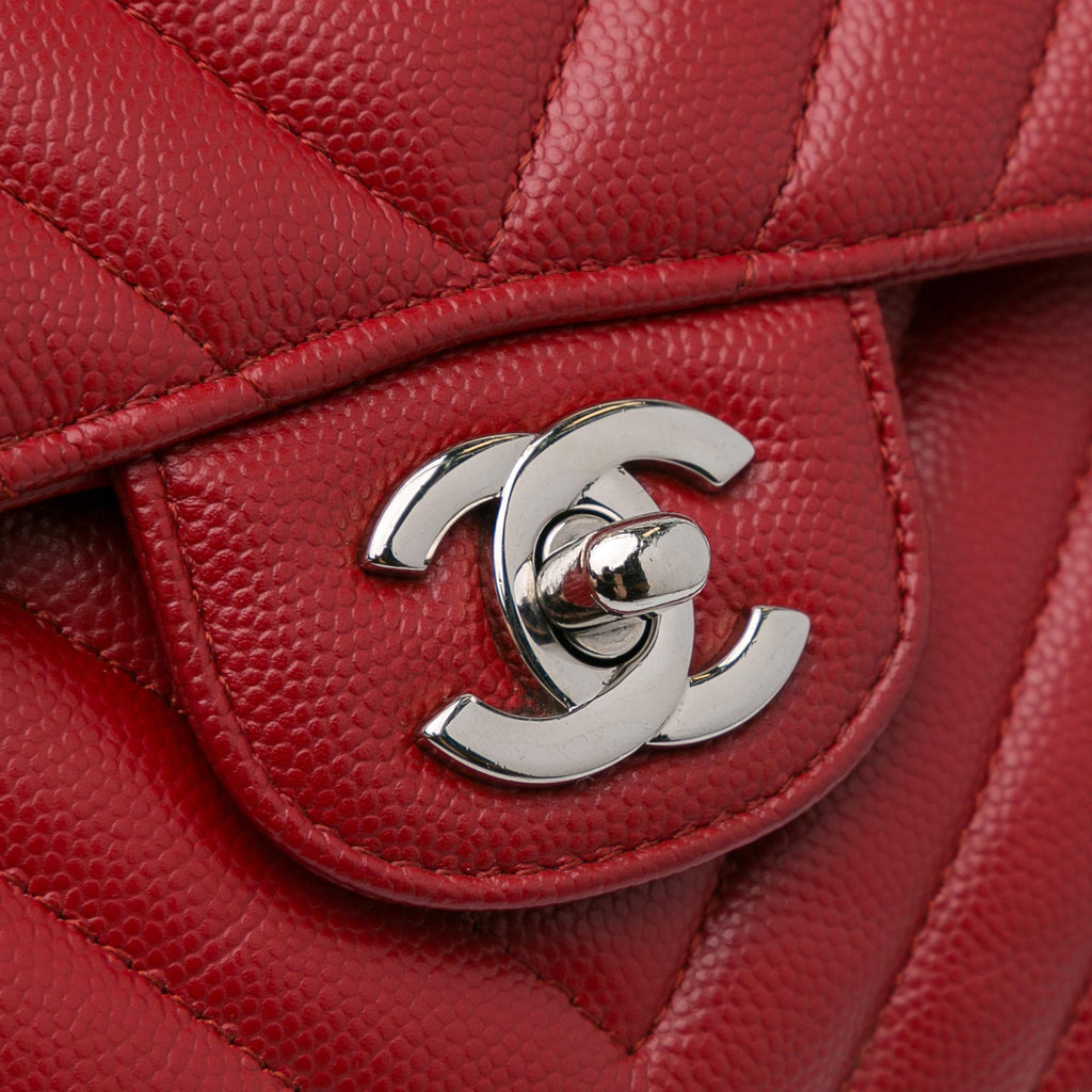 Chanel Medium Classic Chevron Caviar Double Flap