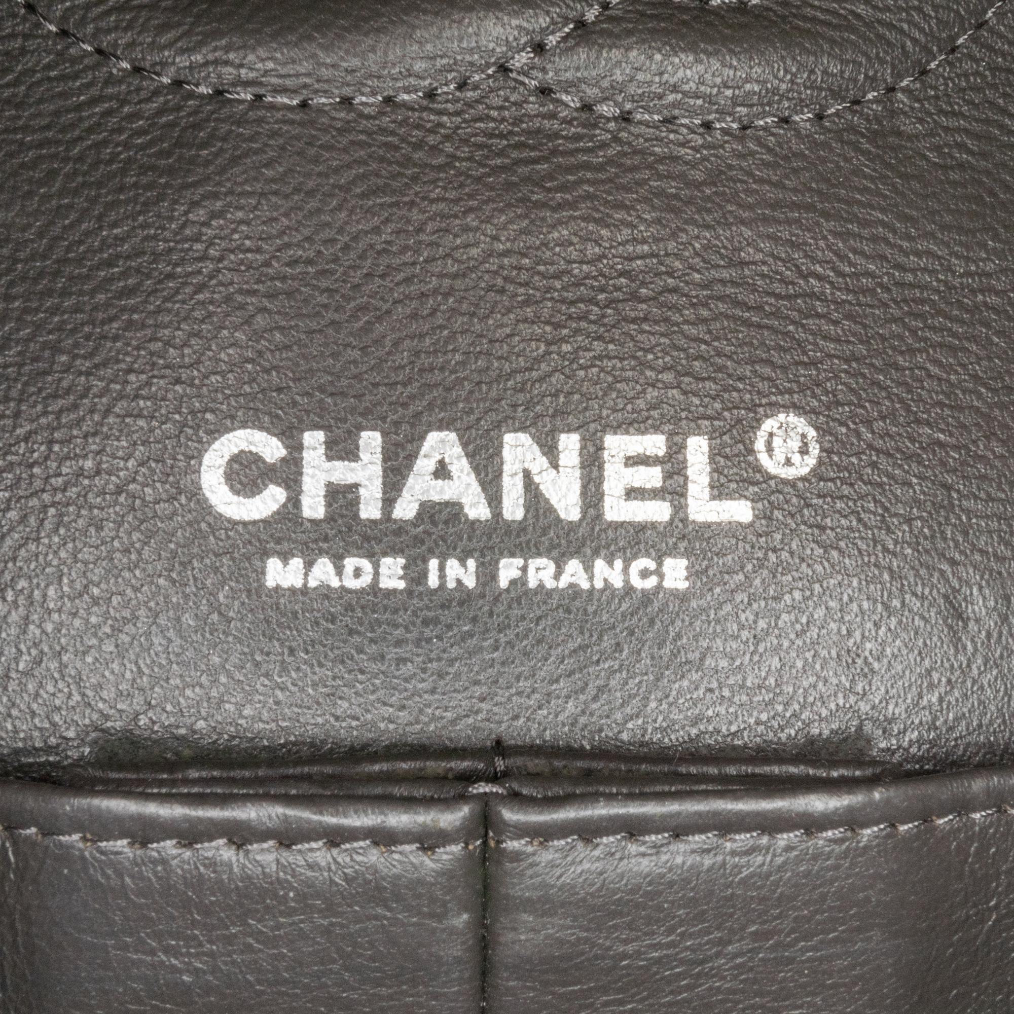 Chanel Medium Classic Distressed Denim Double Flap (SHG-FErwUx)
