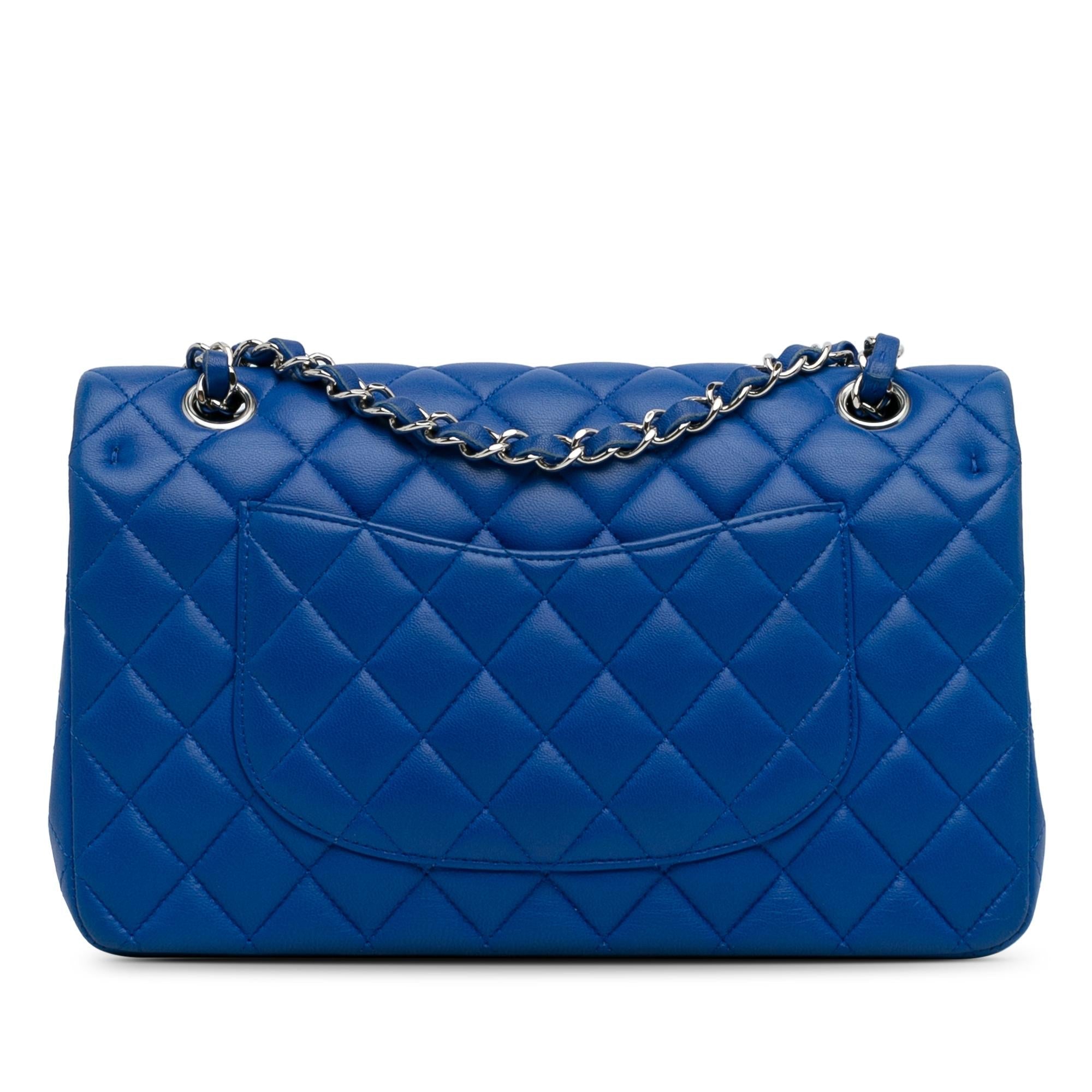 Chanel Medium Classic Lambskin Double Flap (SHG-35PTvR)