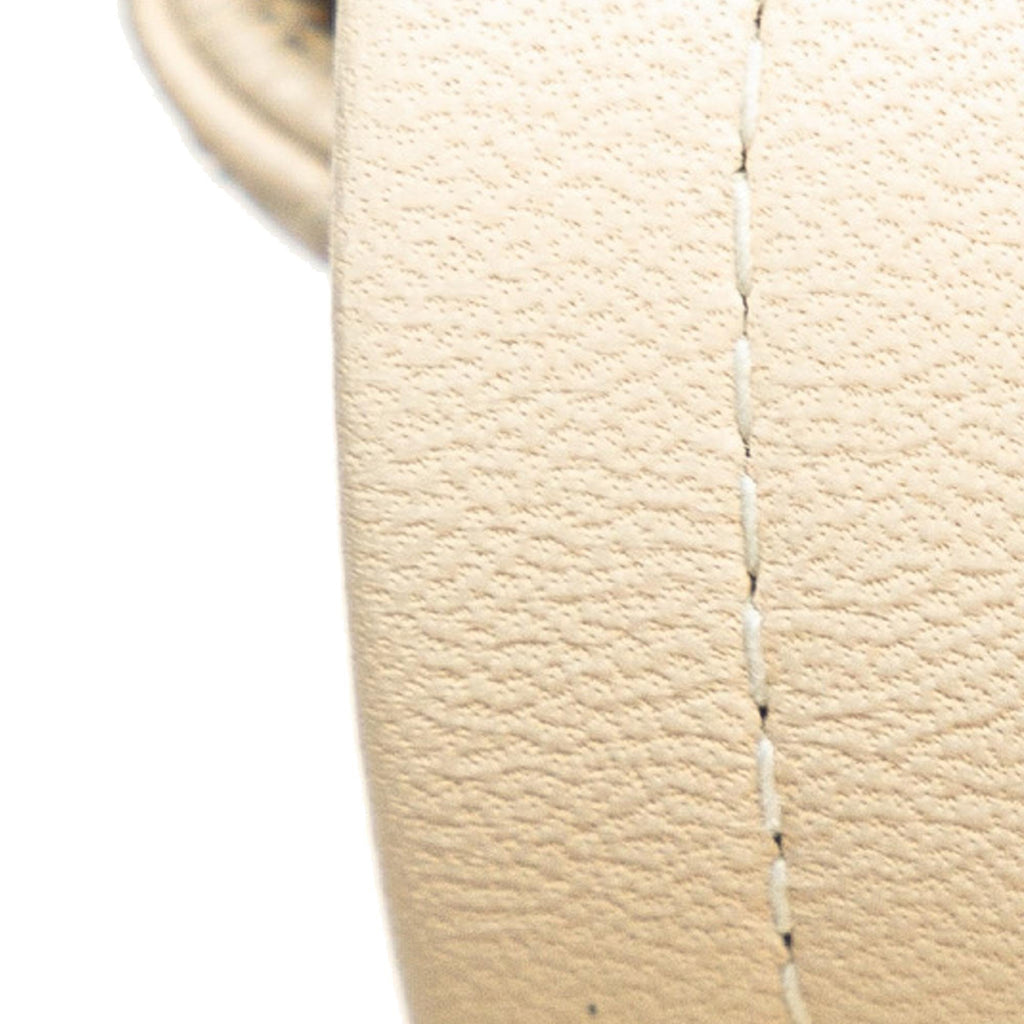 Chanel Medium Classic Lambskin Double Flap (SHG-2QnvV9)