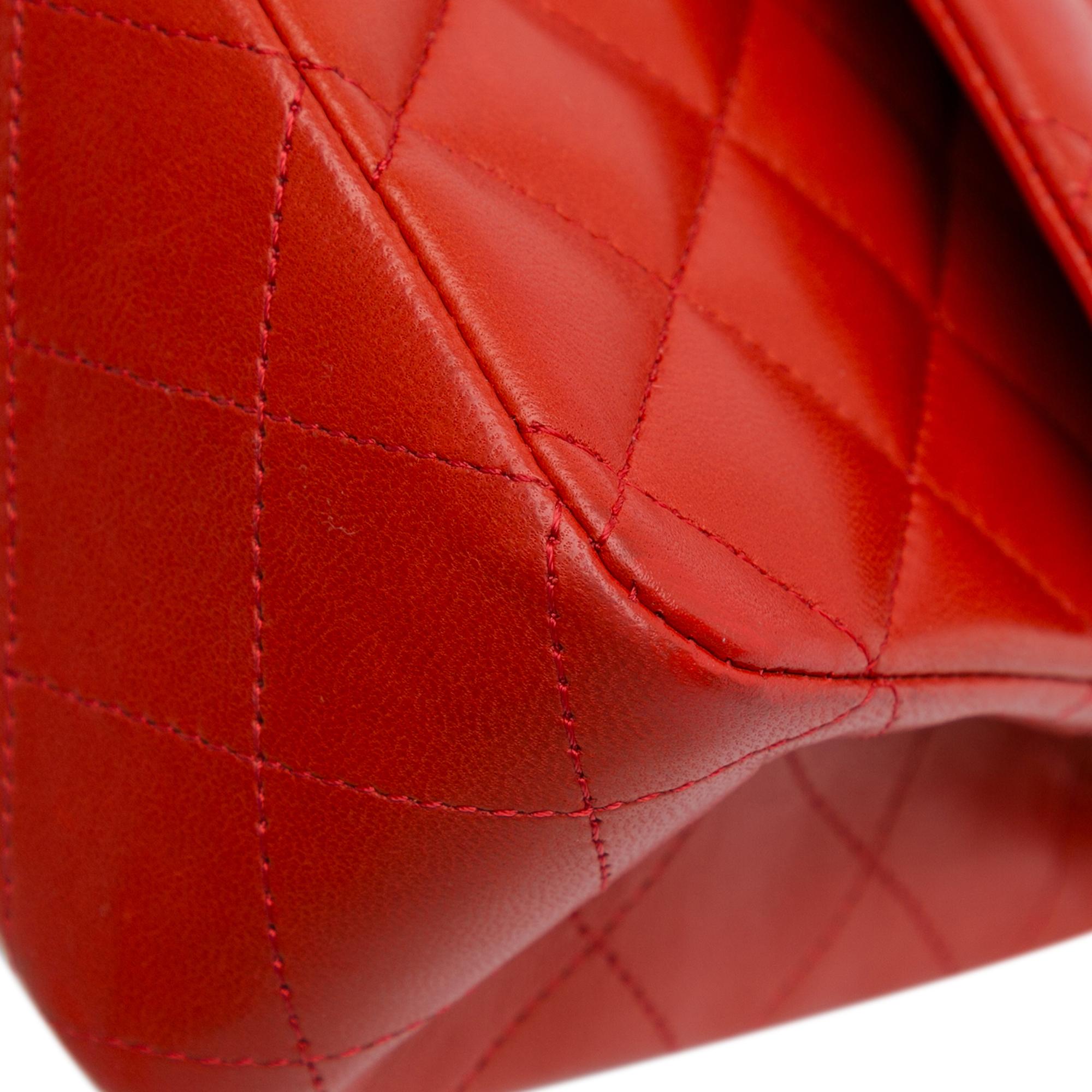 Chanel Medium Classic Lambskin Double Flap (SHG-hCviYB)