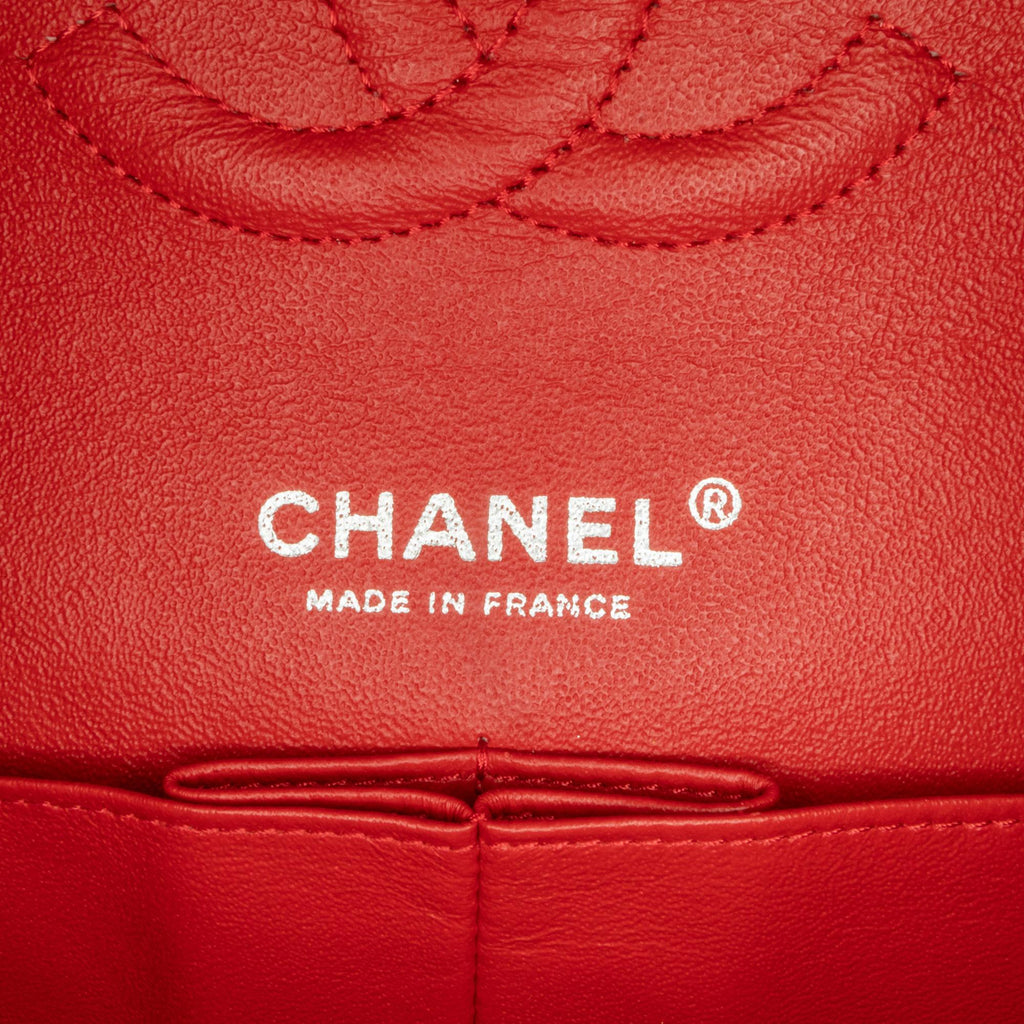 Chanel Medium Classic Lambskin Double Flap (SHG-hCviYB)