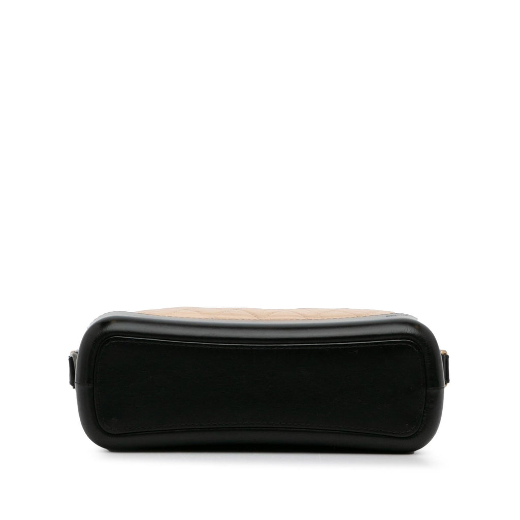 Chanel Medium Lambskin Gabrielle Crossbody (SHG-ErV52u)