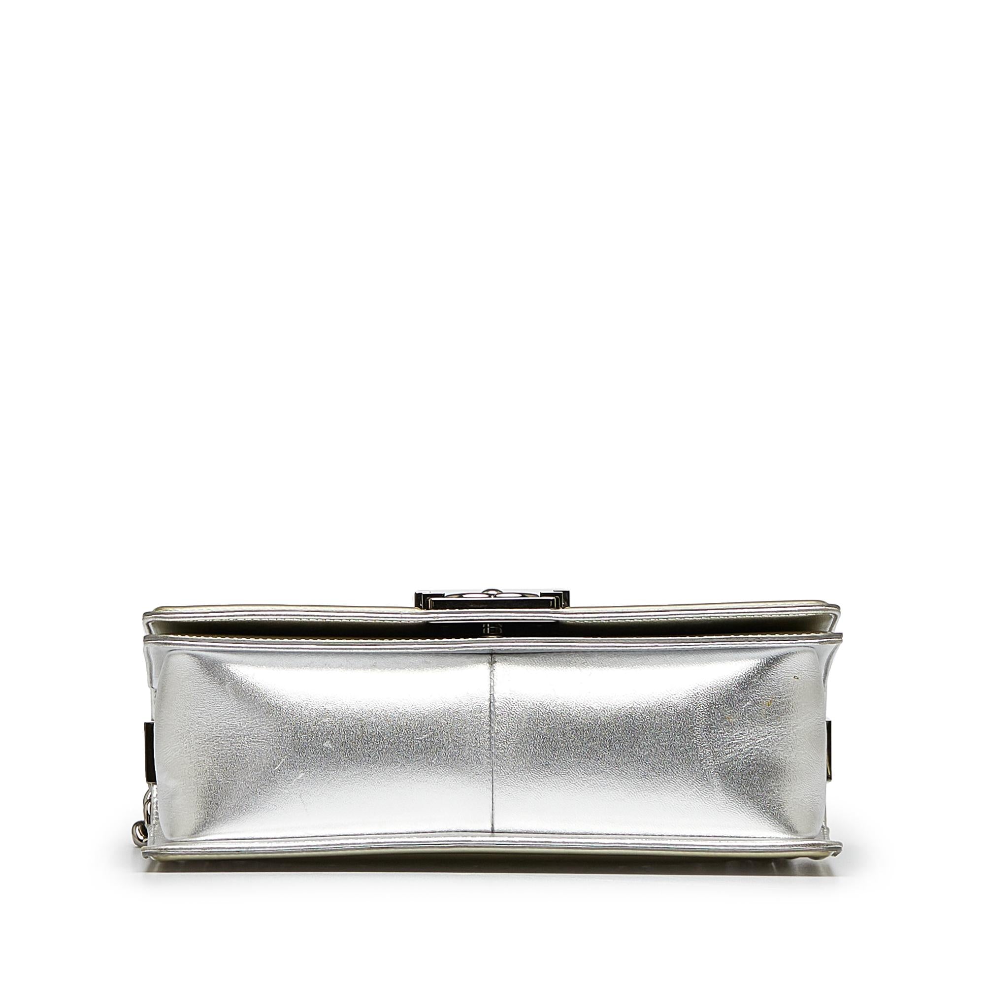 Chanel Medium Matelasse Bicolor Boy Flap (SHG-DtcdBd)