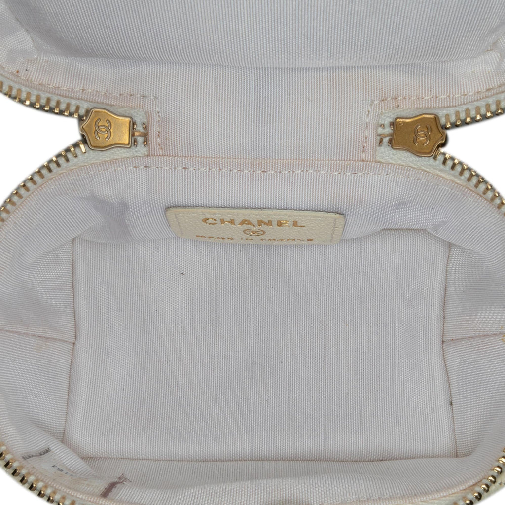 Chanel Mini Caviar Chain Zip Around Vanity Case (SHG-n4JYhS)