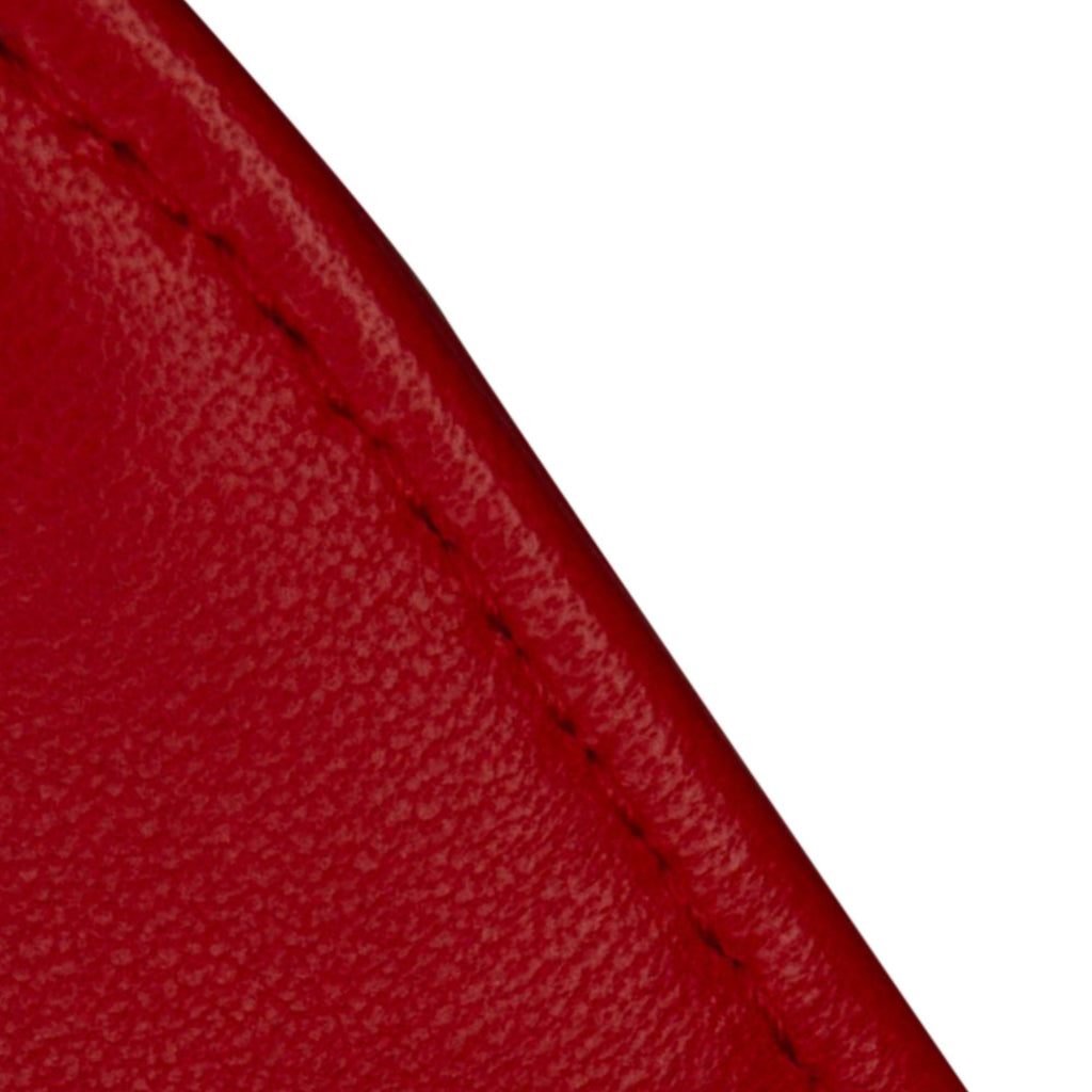 Chanel Mini Chevron Quilted Lambskin Trendy CC Chain Wallet (SHG-9U0SK0)