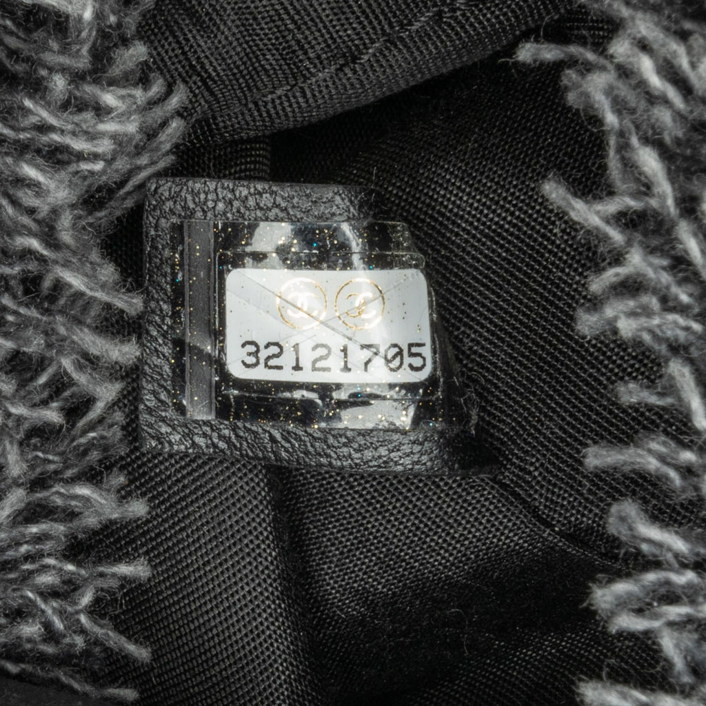 Chanel Mini Denim Mood Bucket with Chain (SHG-lXV8UG)