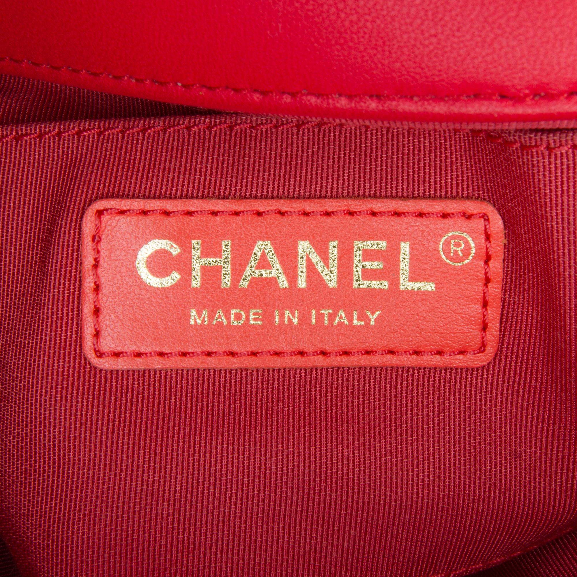 Chanel Mini In the Loop Flap Bag (SHG-MkOW6R)