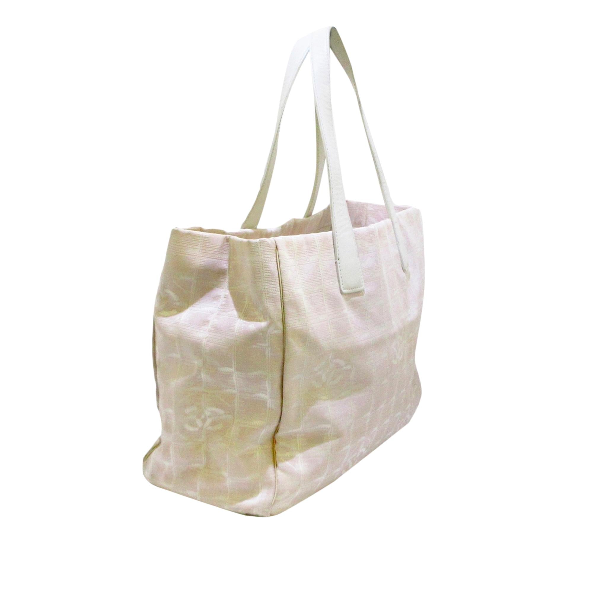 Chanel New Travel Line Nylon Tote Bag (SHG-xYo4ld)