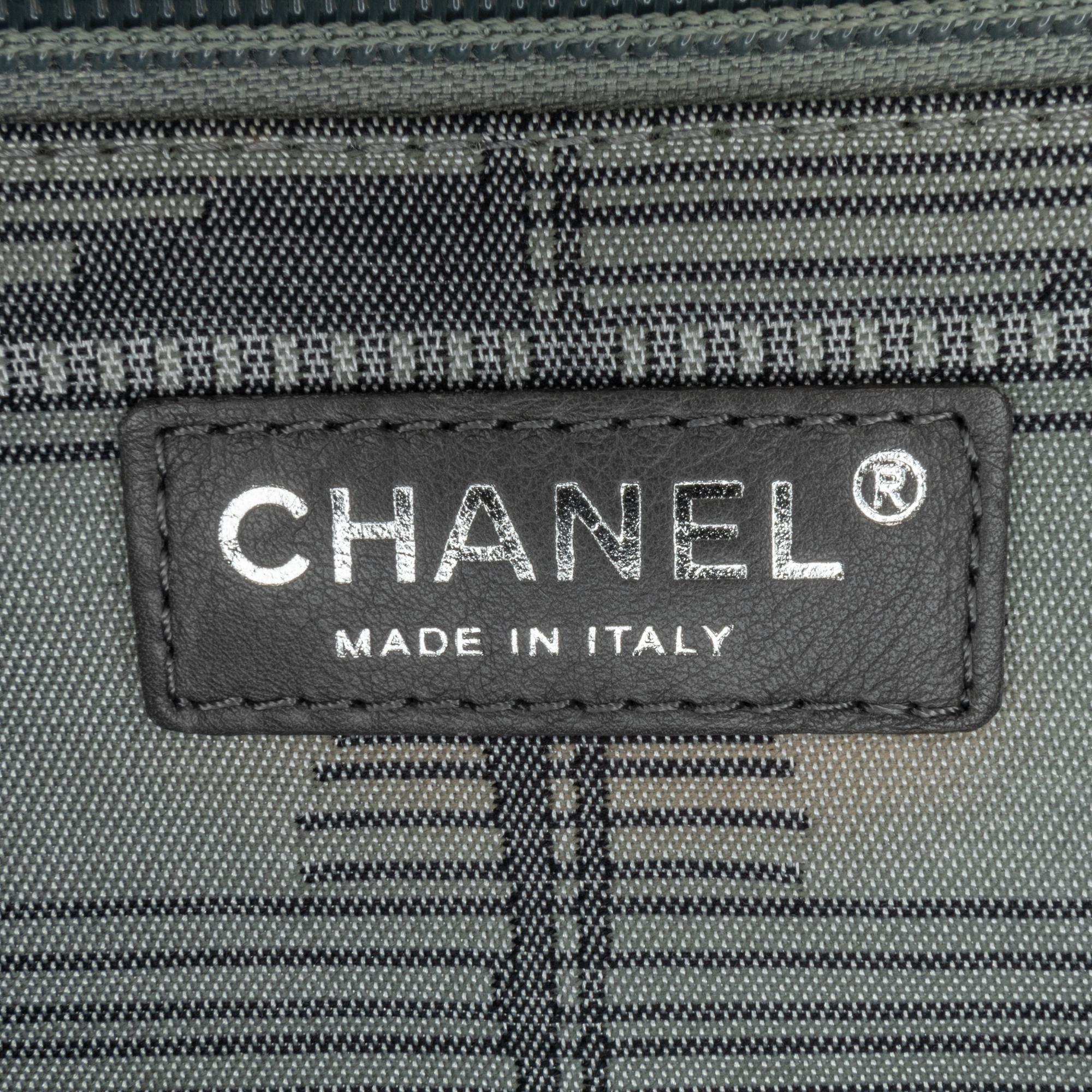 Chanel New Travel Line Tote (SHG-mwiTmC)