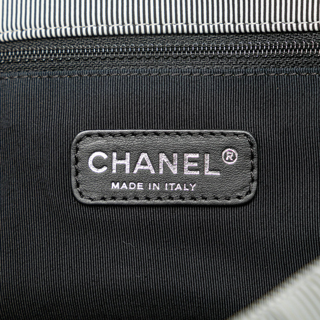 Chanel Nylon Quilted Bubble Accordion Chain Flap (SHG-cwY1i5)