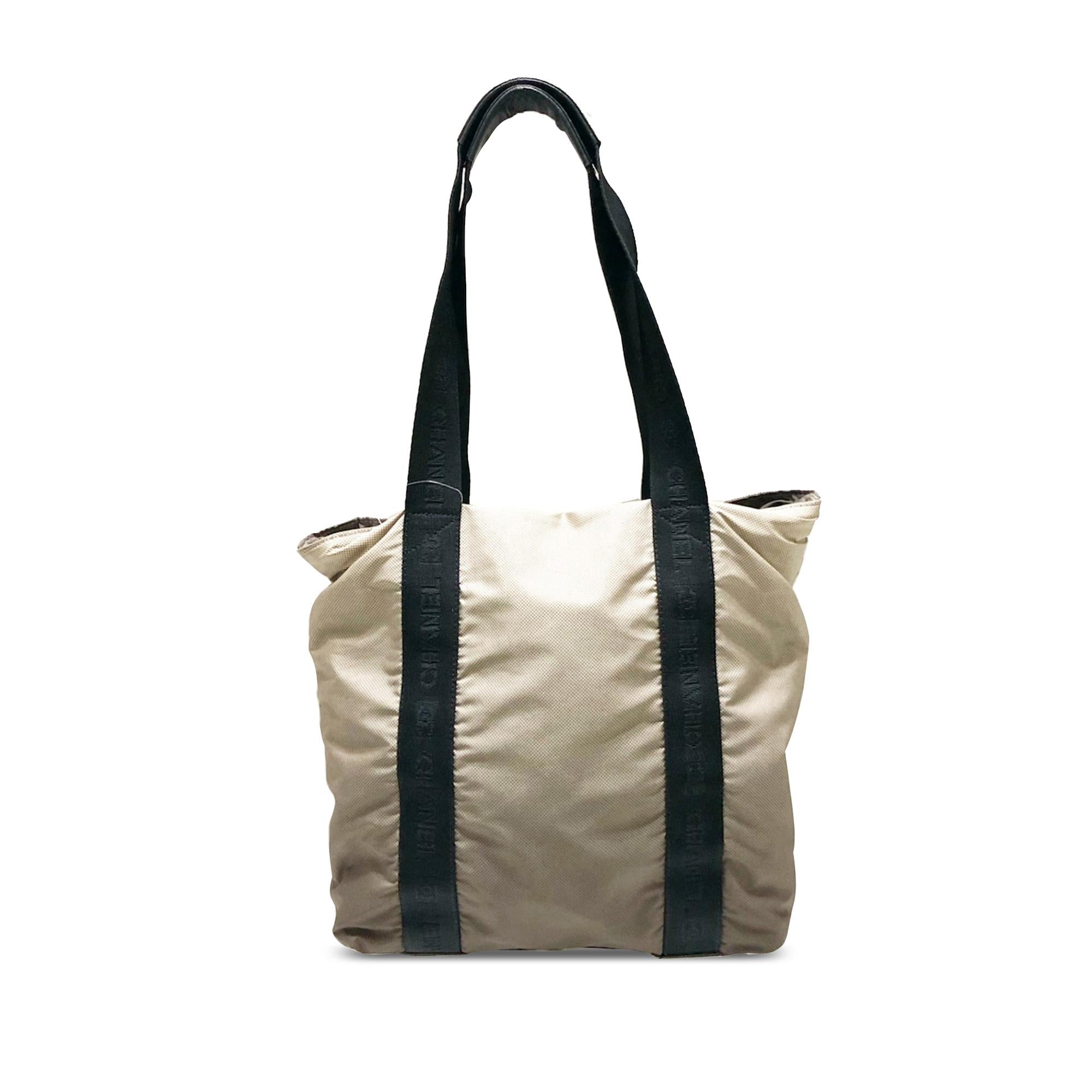 Chanel Nylon Sports Ligne Tote (SHG-6MxdIe)