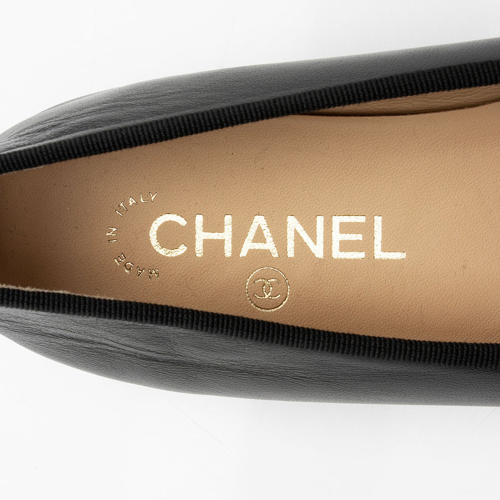 Chanel Patent Calfskin CC Cap Toe Ballet Flats - Size 10.5 / 40.5
