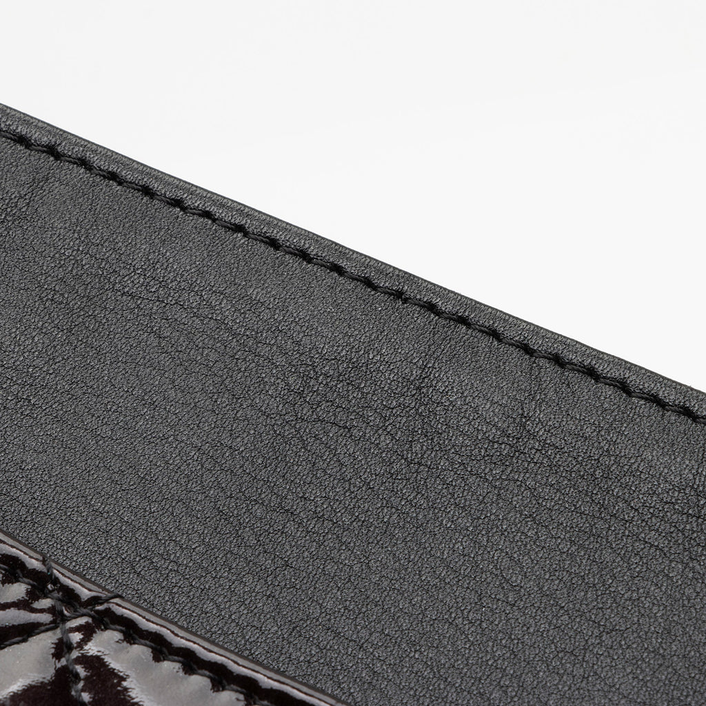 Chanel Patent Leather CC Brilliant iPad Case (SHF-NuaWXc)