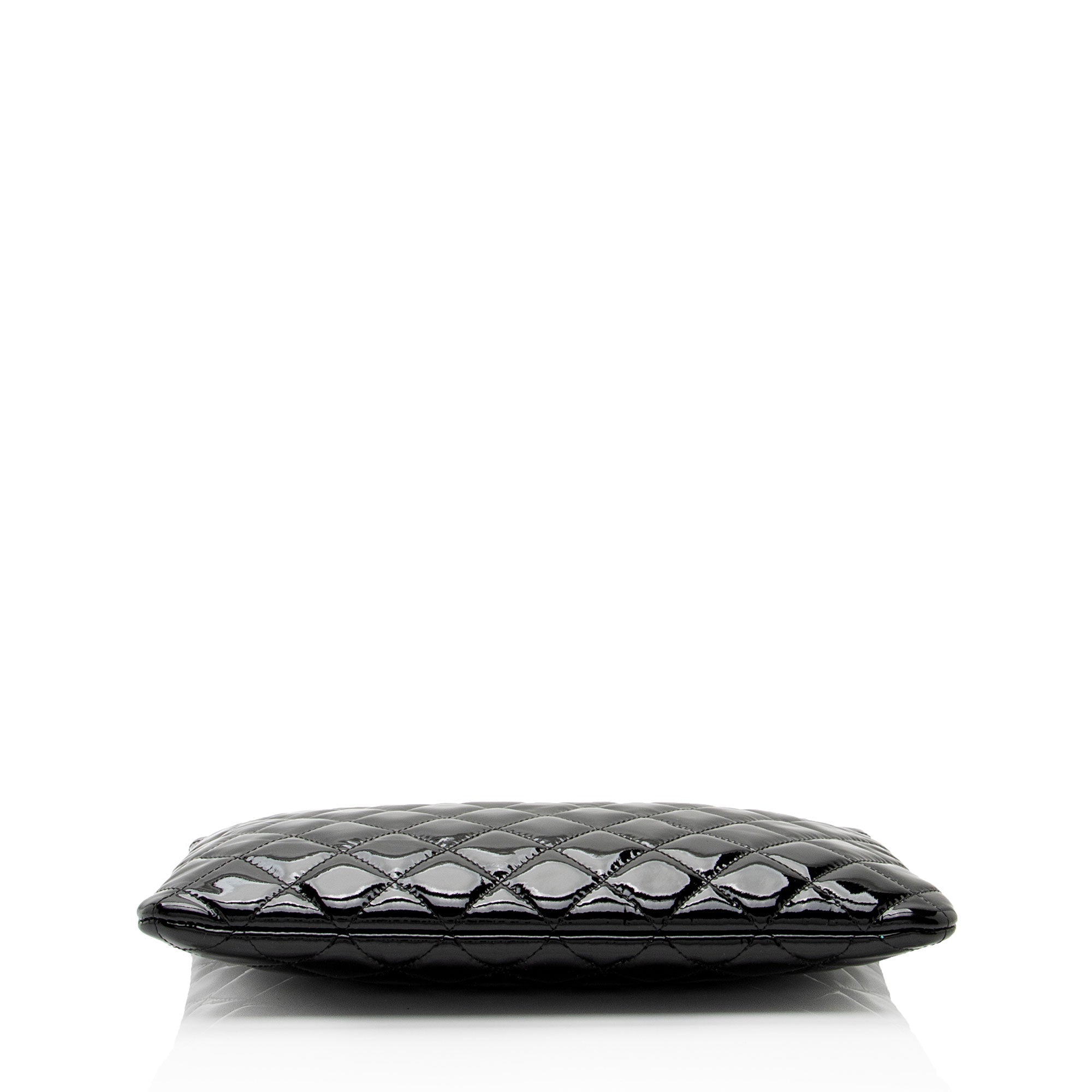 Chanel Patent Leather Medium O-Case (SHF-aLyKNf)