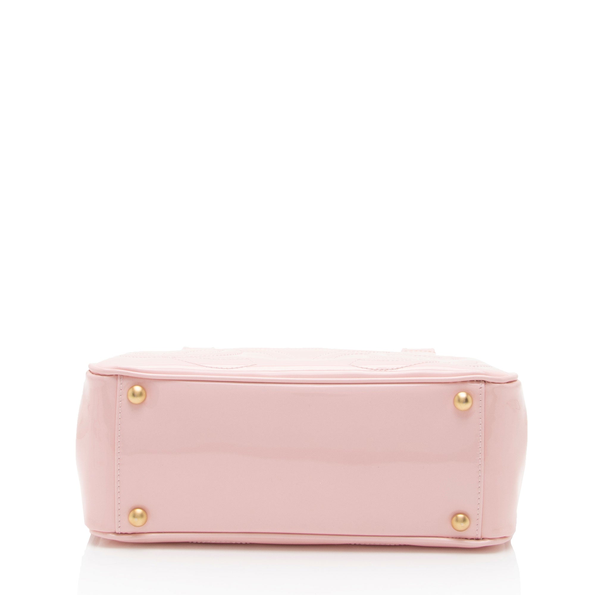Chanel Patent Leather Triple CC Small Tote (SHF-Kk4uom)