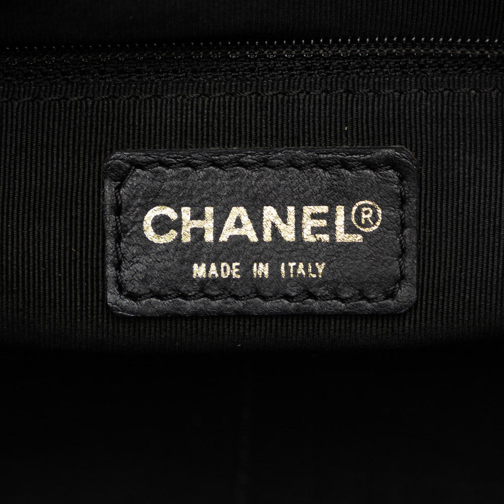 Chanel Petite Caviar Timeless Tote (SHG-xAETD6)