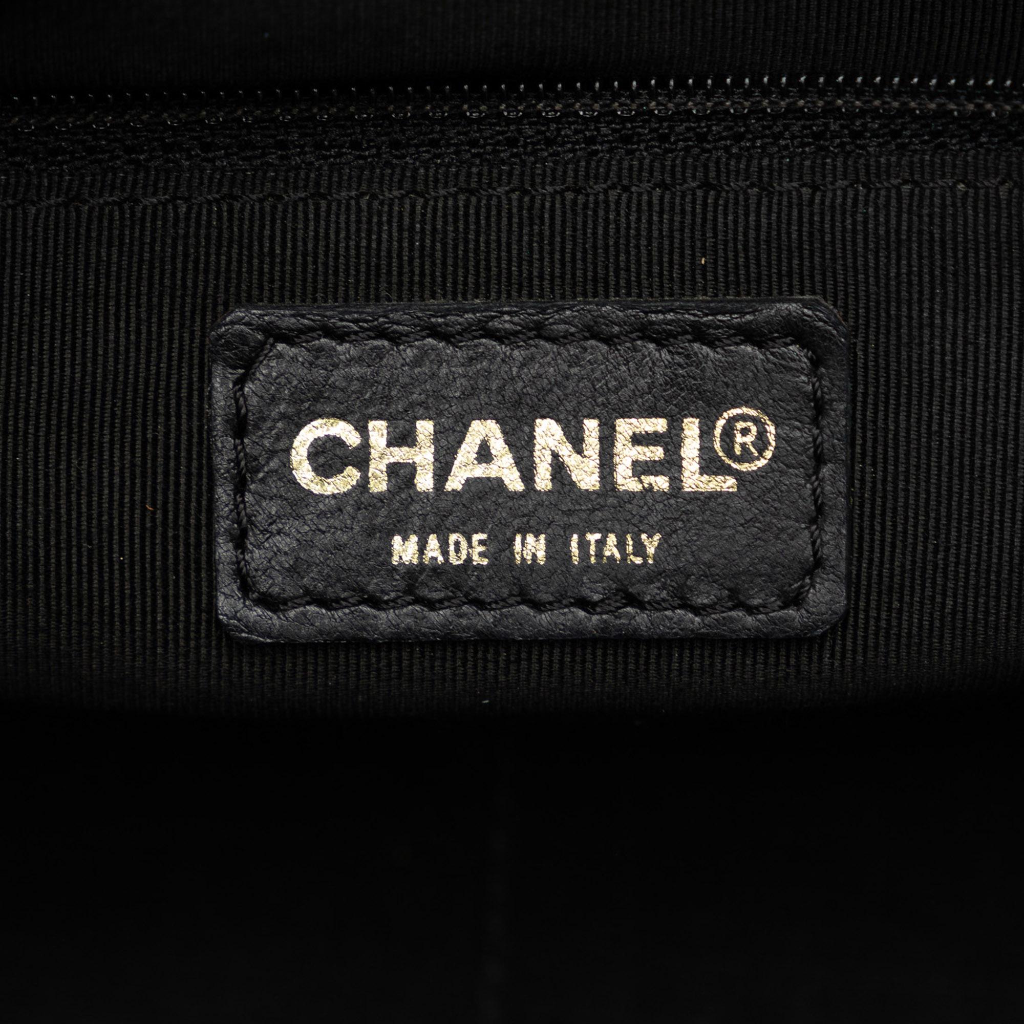 Chanel Petite Caviar Timeless Tote (SHG-xAETD6)