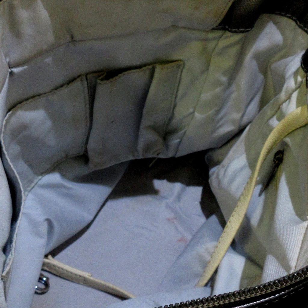 Chanel Petite Paris Biarritz Tote (SHG-67NCQn)