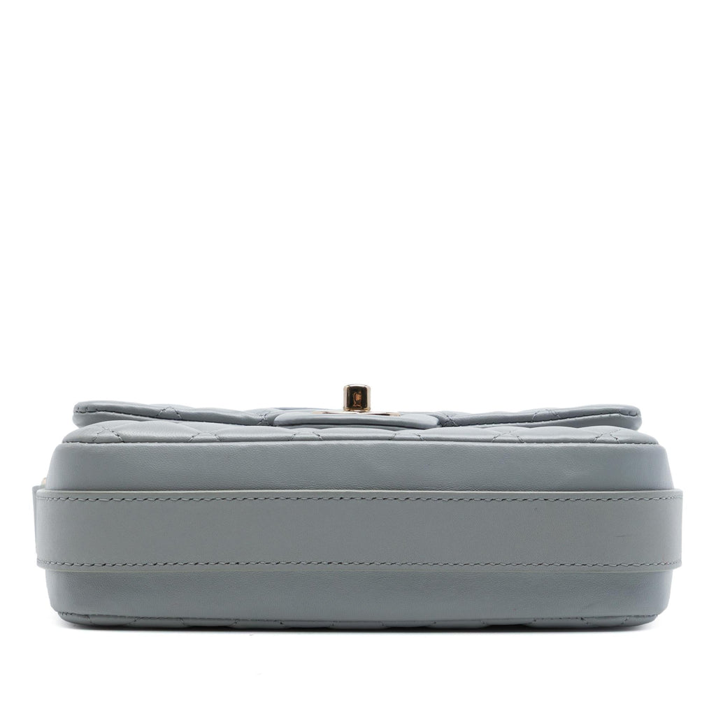 Chanel Quilted Calfskin Bolero de Chanel Flap