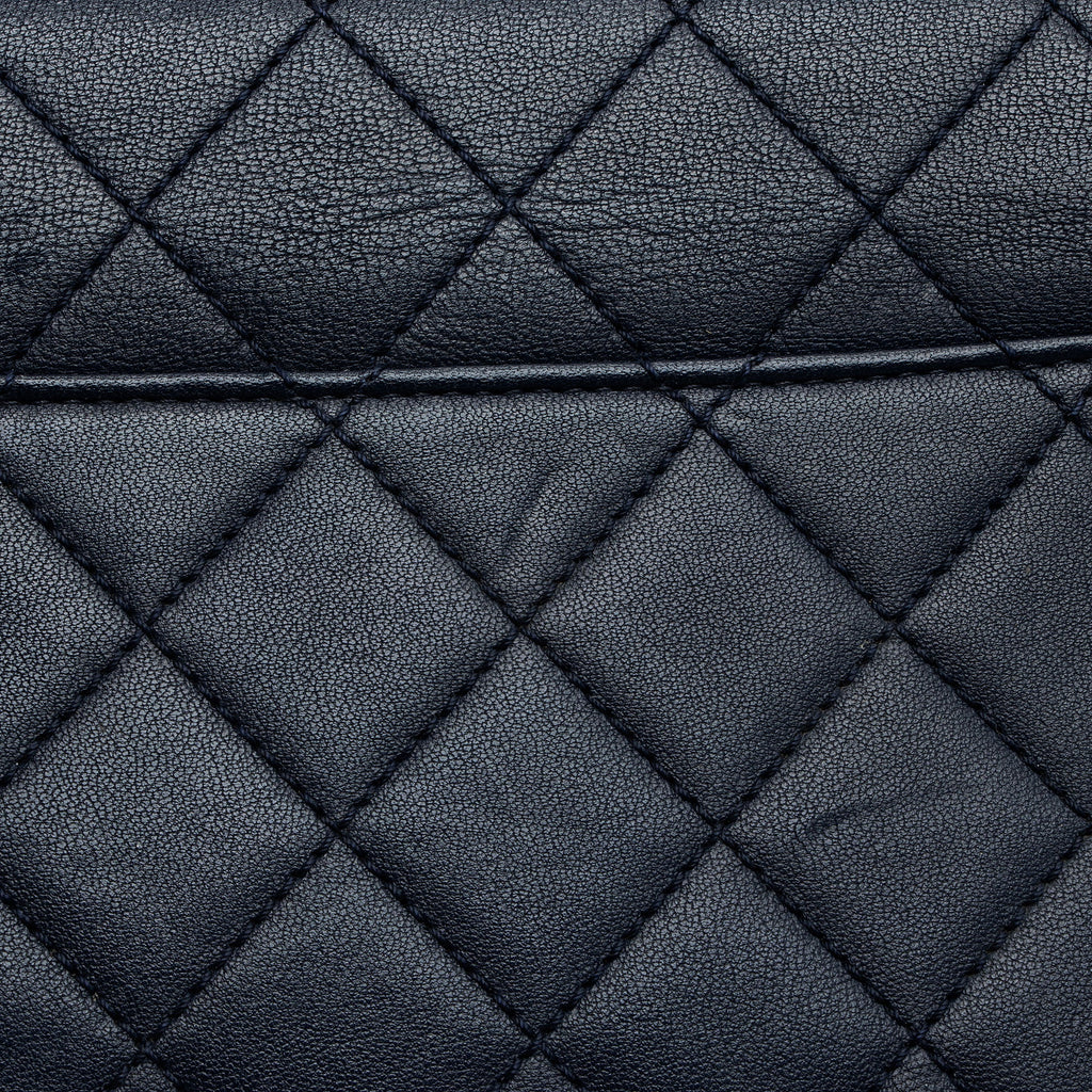 Chanel Sheepskin Beauty Lock Medium Flap Bag (SHF-2vXxjF)