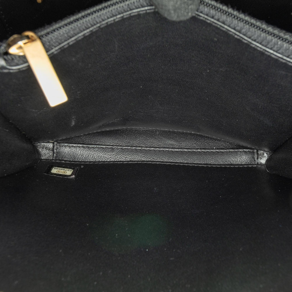 Chanel Small Caviar CC Filigree Vanity Case (SHG-Bp5TXl)