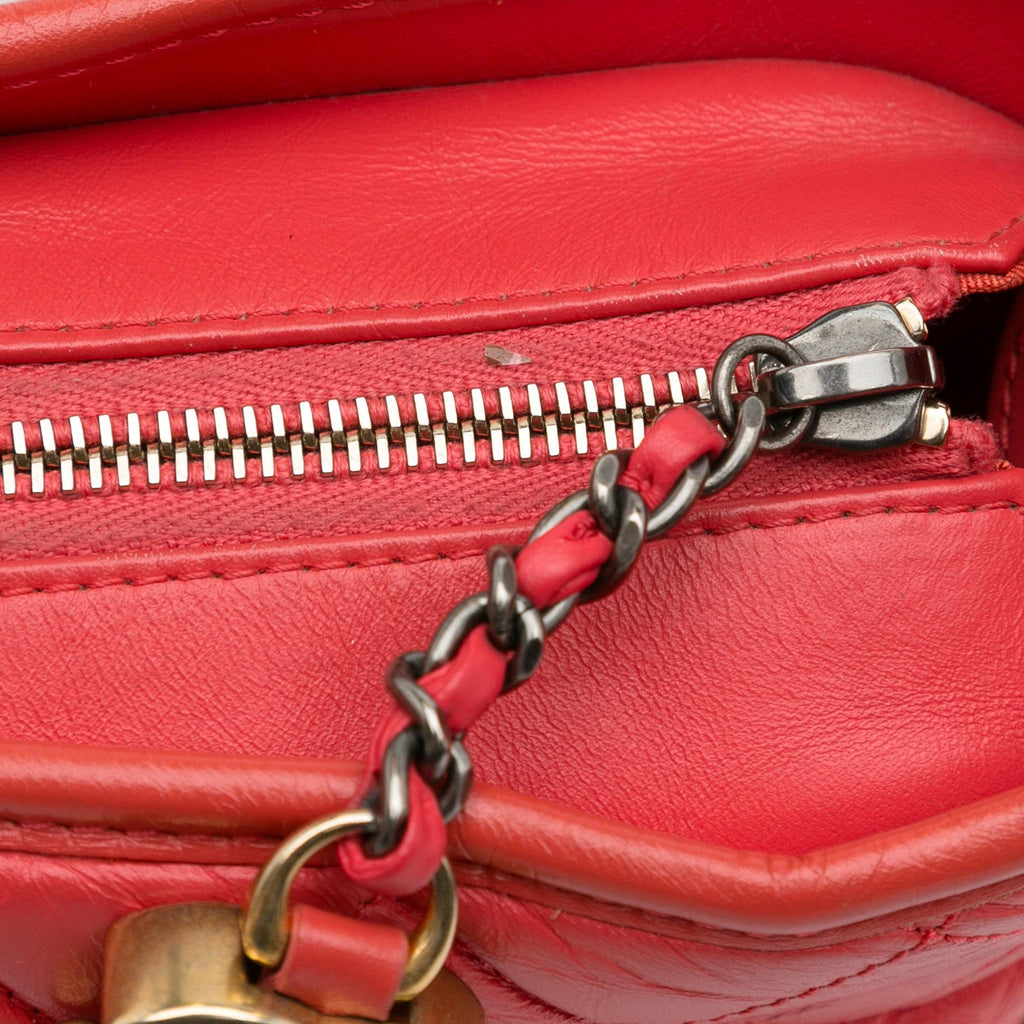 Chanel Small Lambskin Gabrielle Crossbody Bag (SHG-Ex3JfU)
