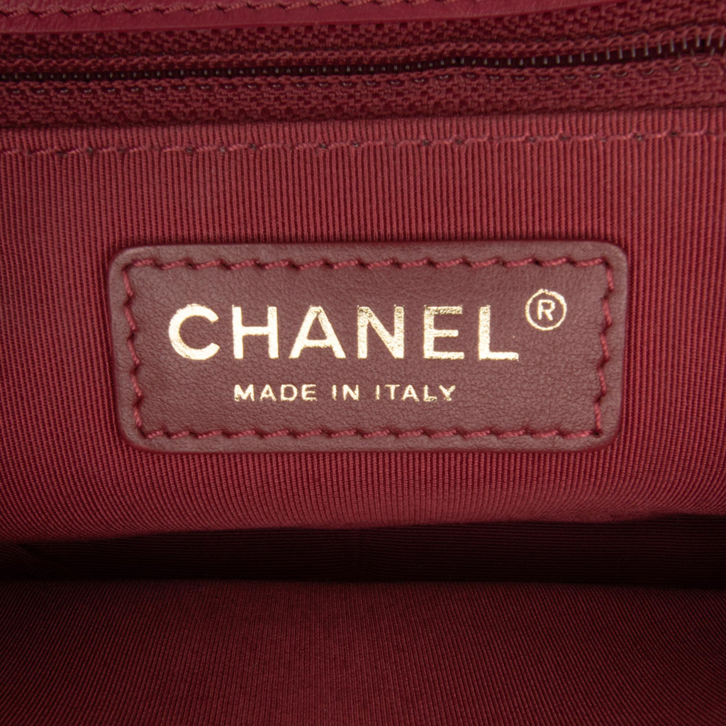 Chanel Small Lambskin Lovely Day Flap (SHG-lstb4h)