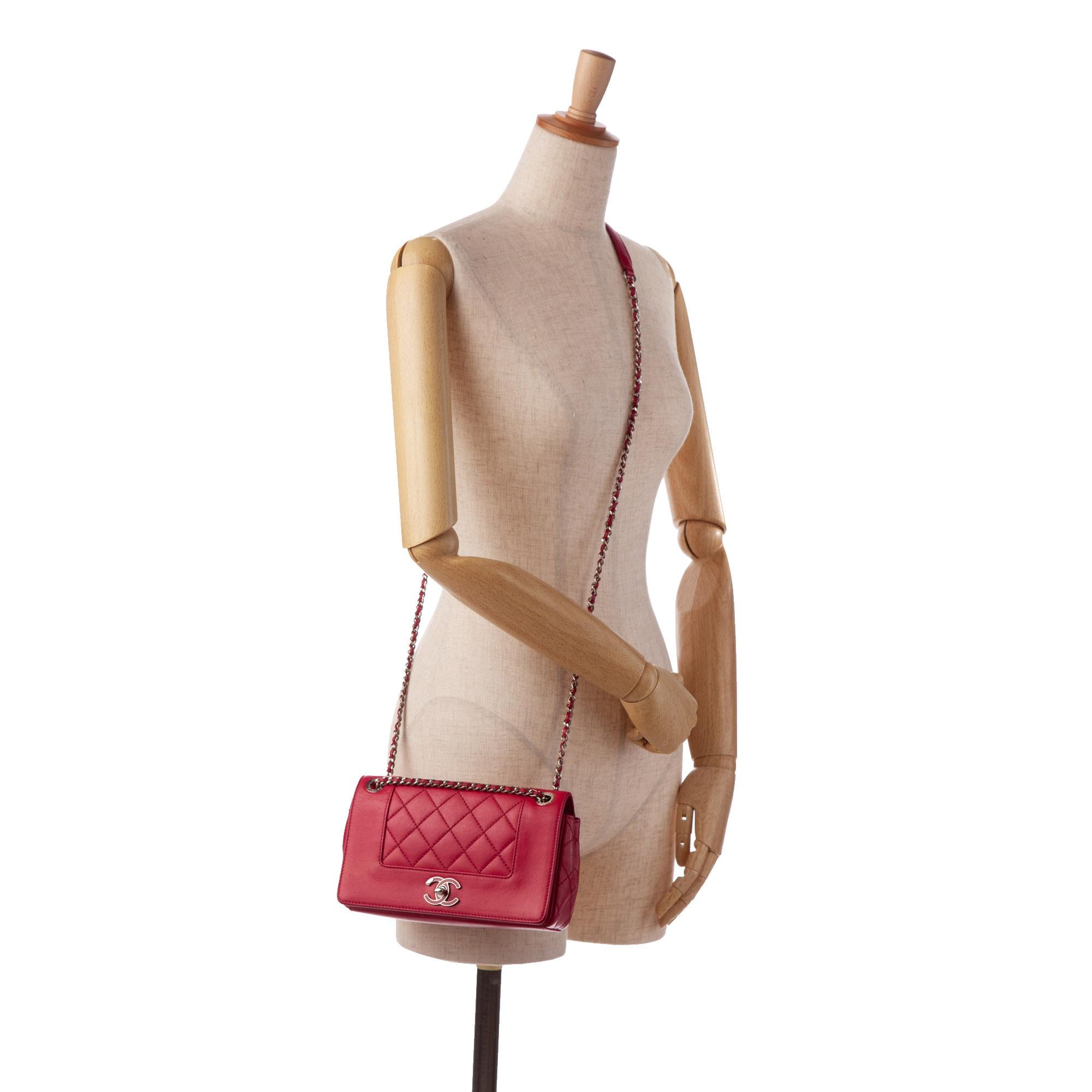 Chanel Small Mademoiselle Vintage Quilted Flap (SHG-LzunRF)