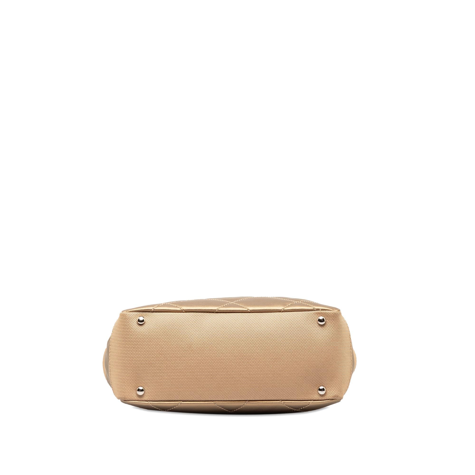 Chanel Small Paris-Biarritz Tote (SHG-tenv7D)