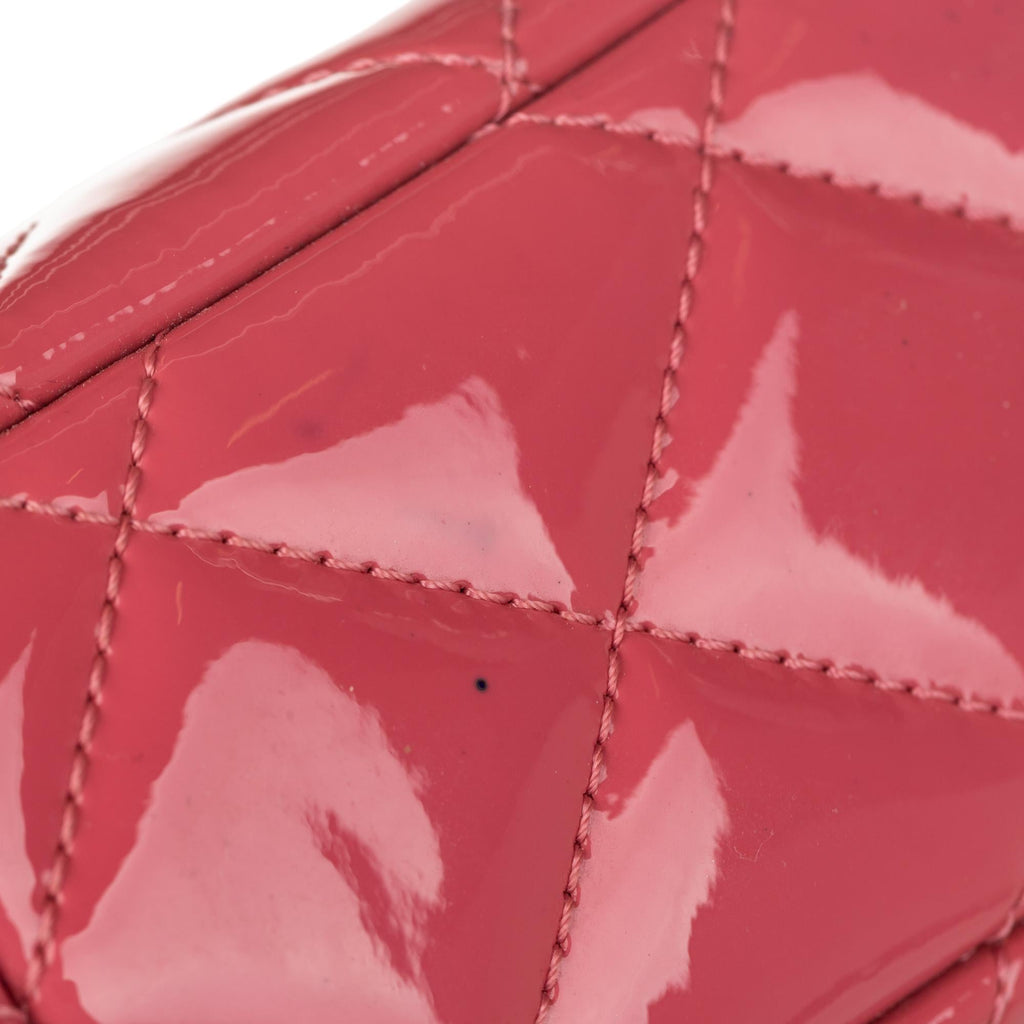 Chanel Small Patent Coco Shine Flap (SHG-zDul4Z)