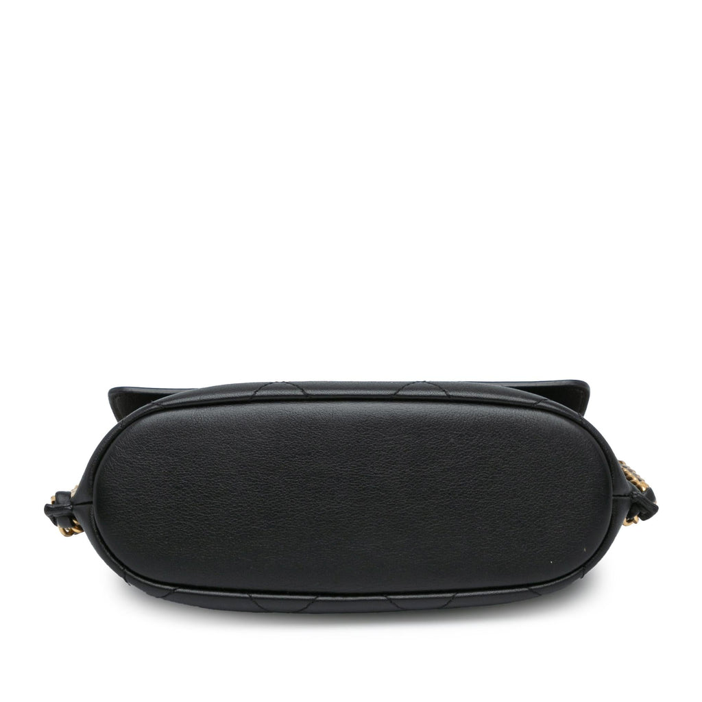 Chanel Small Quilted Calfskin Chain Hobo Flap (SHG-Un4nYy)