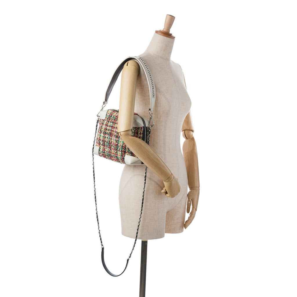 Chanel Tweed Street Allure Camera Bag (SHG-FMkfvs)