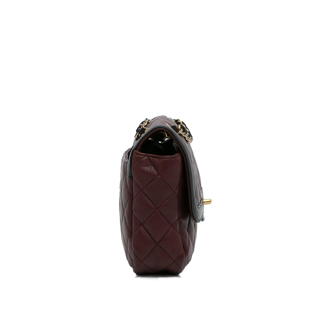 Chanel Two-Tone Day Flap Bag (SHG-ot7tWD)