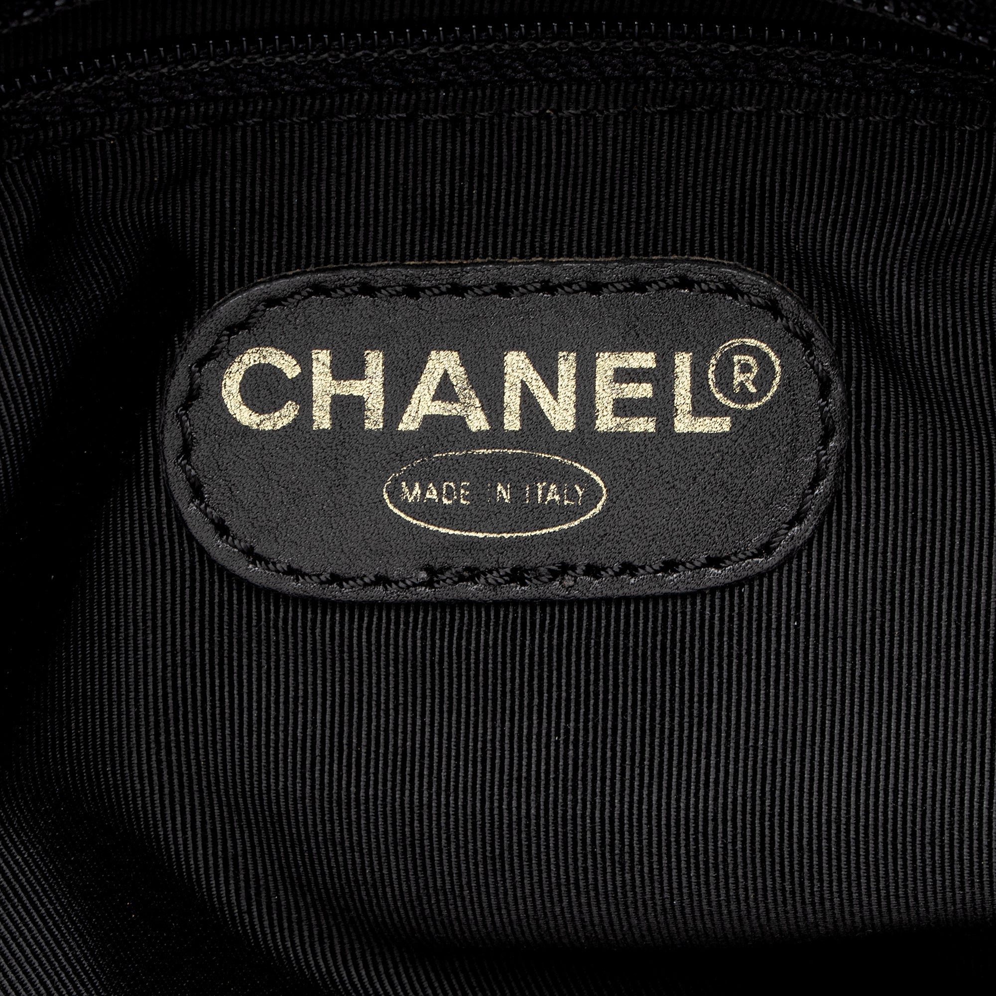 Chanel Vintage Lambskin CC Logo Tote (SHF-22846)
