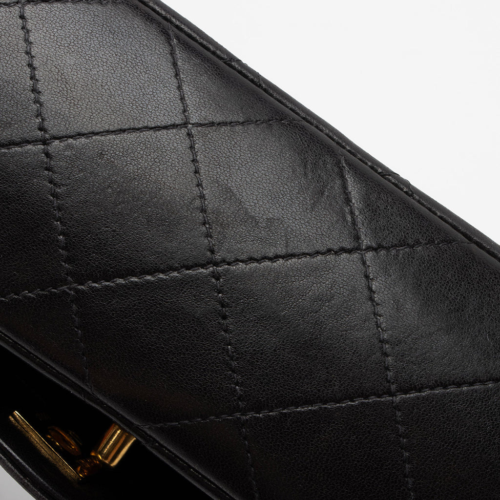Chanel Vintage Lambskin Classic Small Double Flap Bag (SHF-wNnnBD)