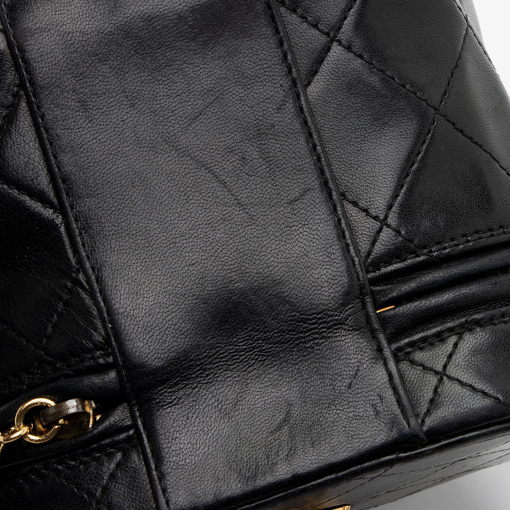 Chanel Vintage Lambskin Tassle Vanity Case with Chain