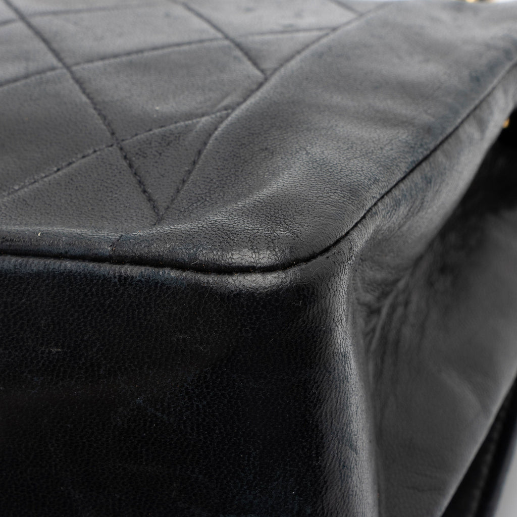 Chanel Vintage Quilted Lambskin Diana Medium Flap Bag