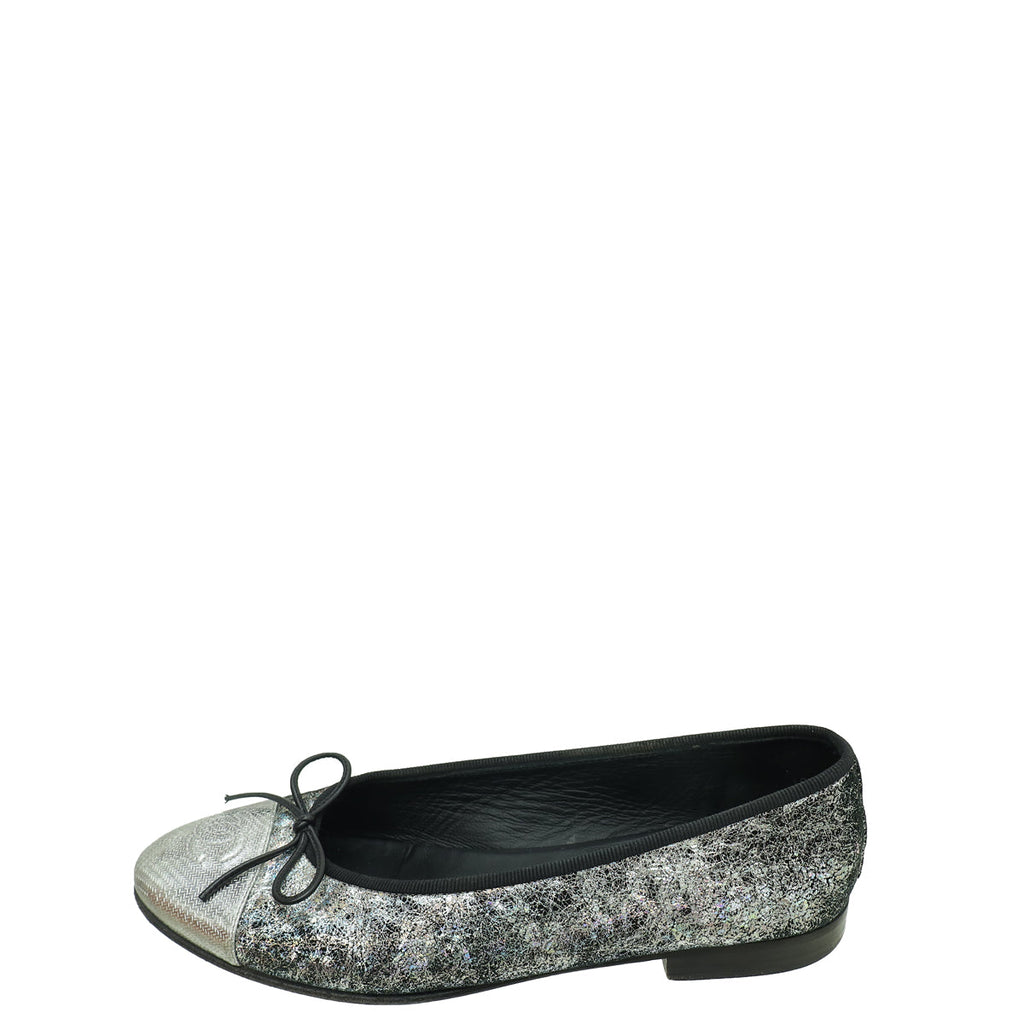 Chanel Metallic Silver Holographic Textured Suede CC Cap Toe Ballet Flats 37