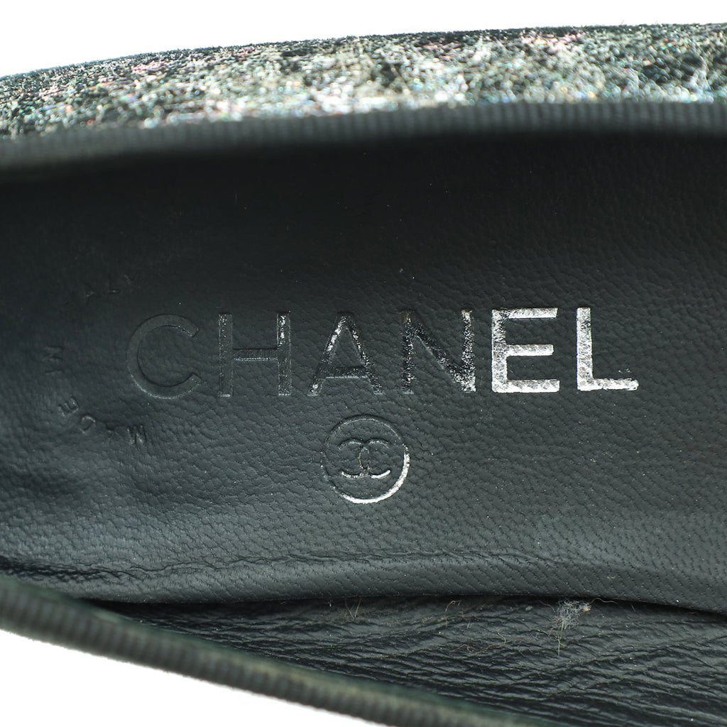 Chanel Metallic Silver Holographic Textured Suede CC Cap Toe Ballet Flats 37