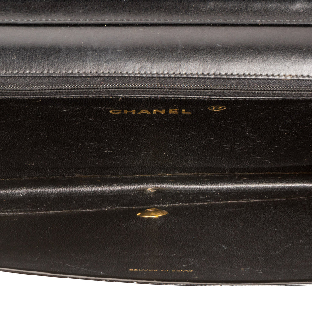 Chanel Vintage Flap Bag - Black - Patent