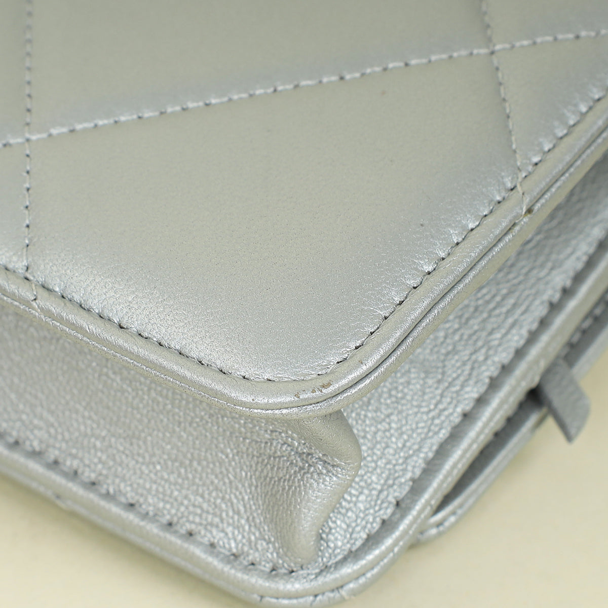 Chanel Silver CC 19 Wallet On Chain