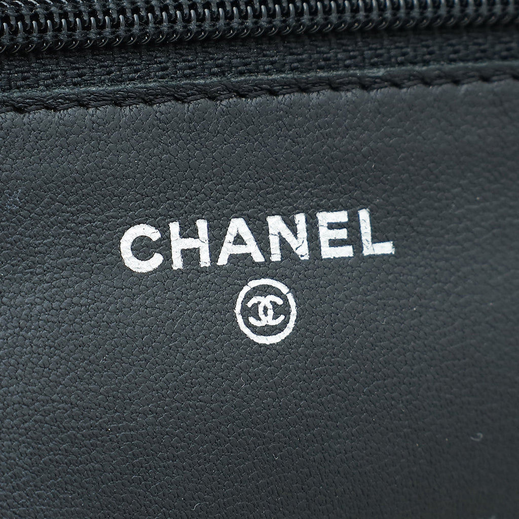 Chanel Black CC Classic Wallet On Chain