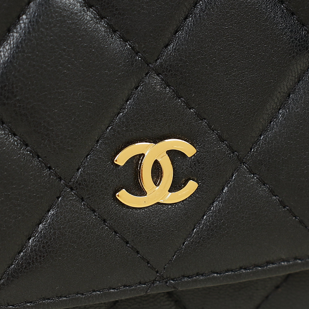Chanel Black CC Classic Wallet On Chain