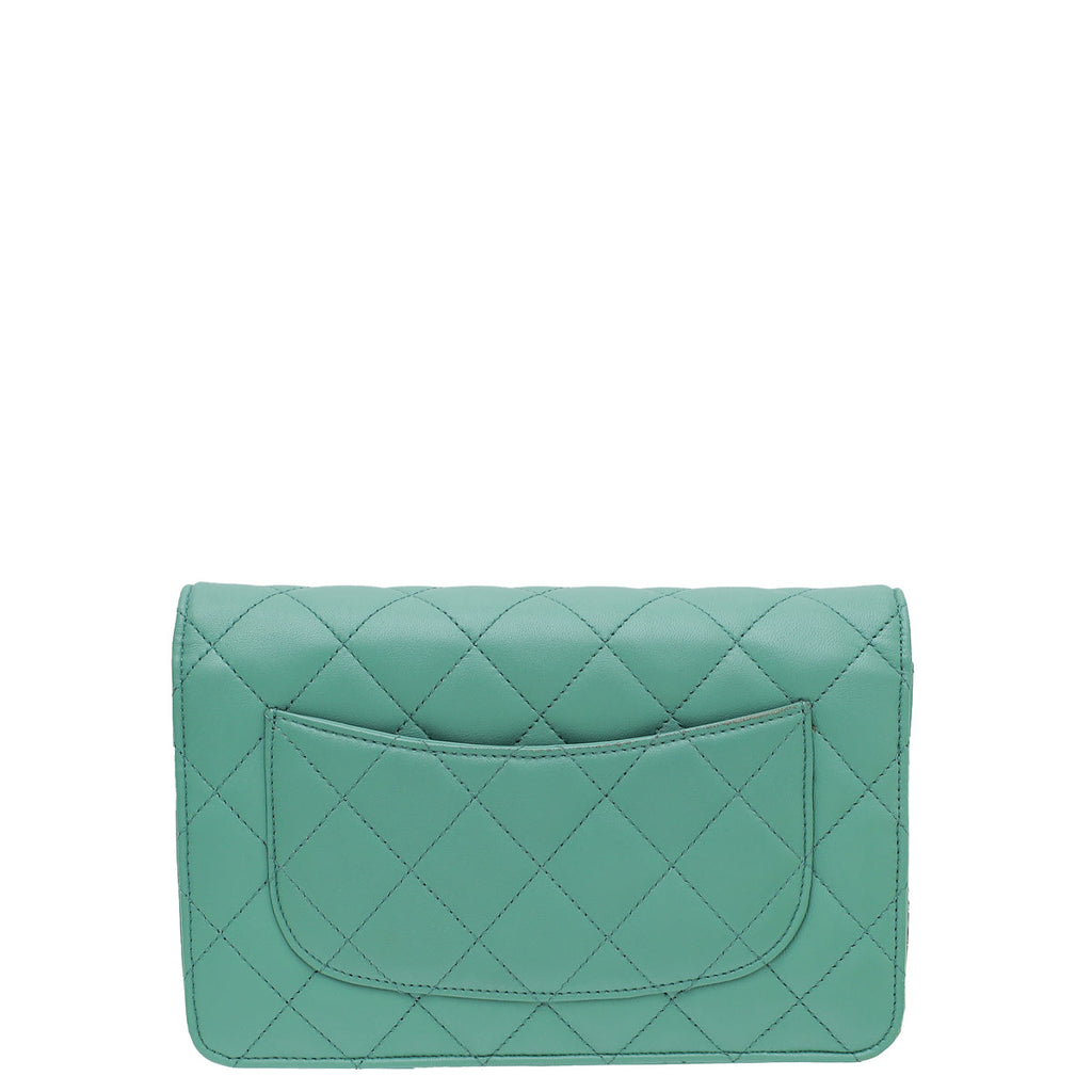 Chanel Green CC Classic Wallet On Chain
