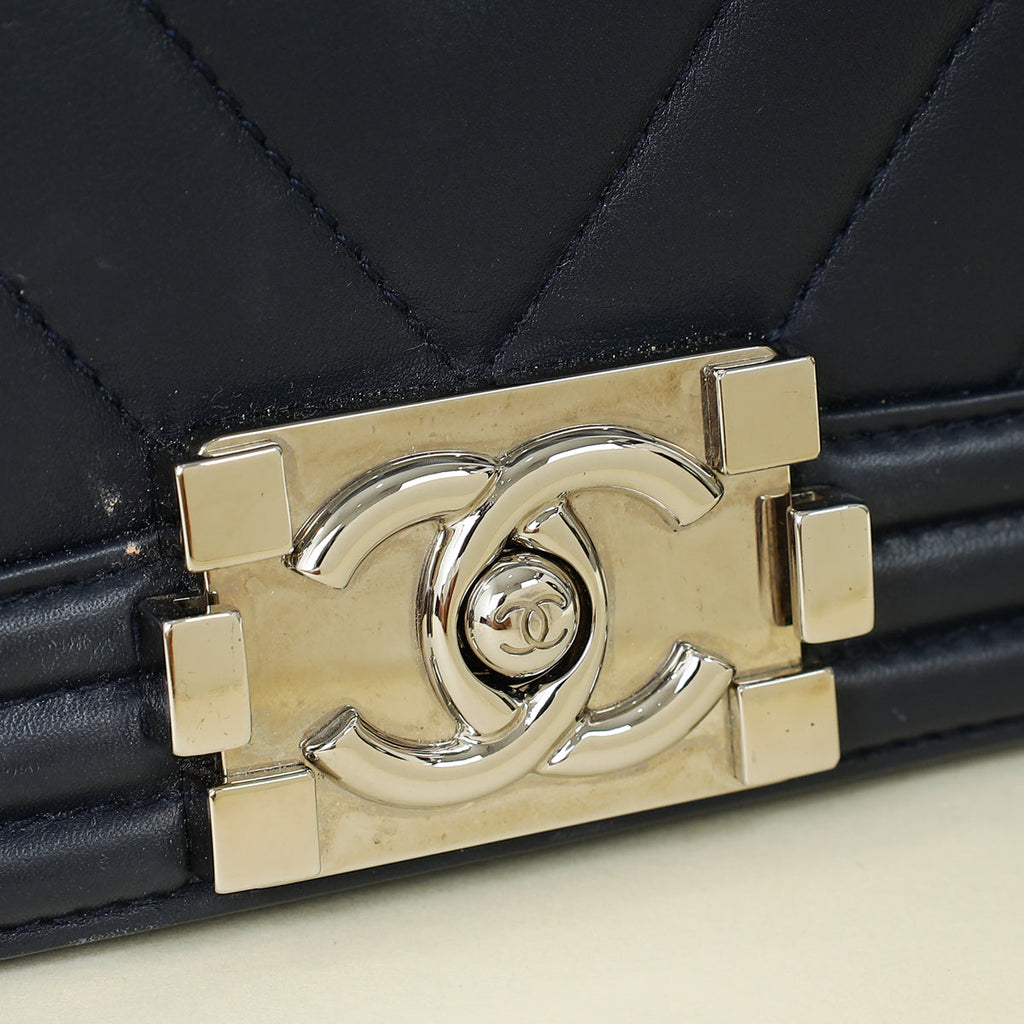 Chanel Navy Chevron Le Boy Medium Flap Bag